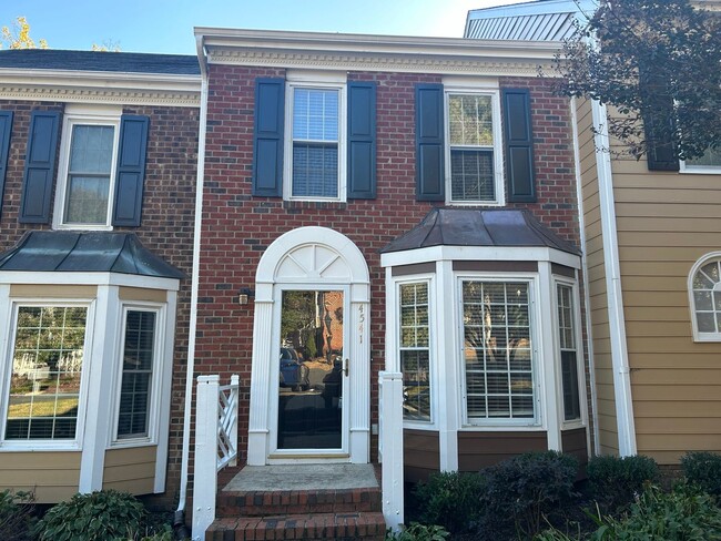 Primary Photo - 2 Bed | 2.5 Bath Townhouse In North Raleig...