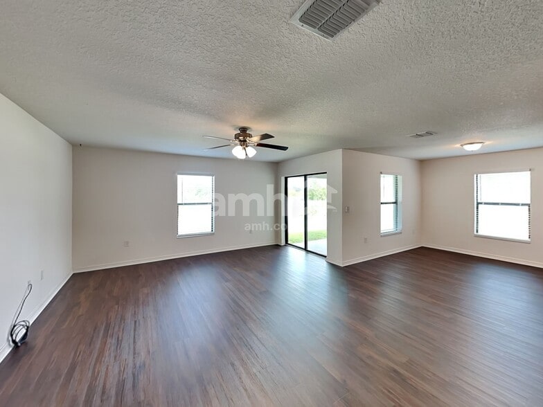 Building Photo - 812 Chatham Walk Dr