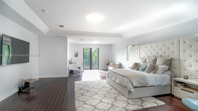 Building Photo - 6950 SW 97th Ave