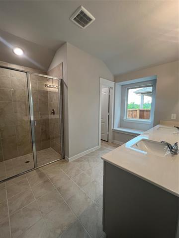 Building Photo - 2907 Doggett Dr