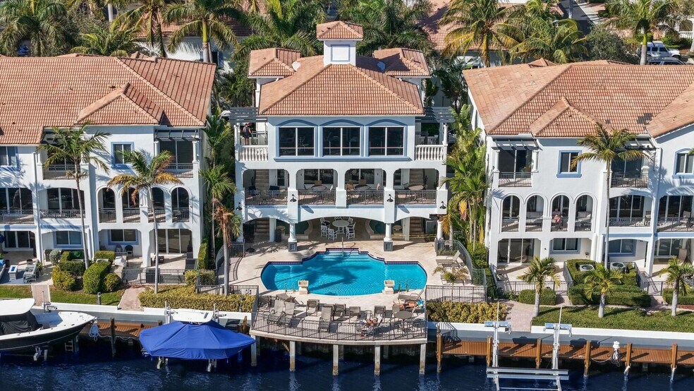 Primary Photo - 3016 Waterside Cir