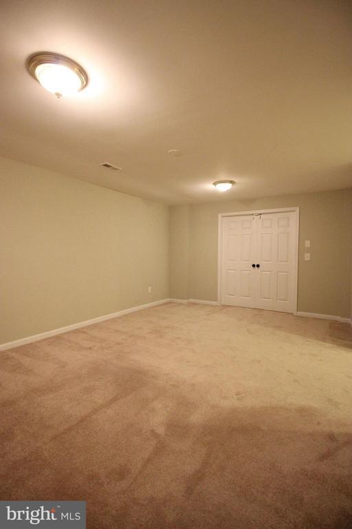 Building Photo - 12058 Edgemere Cir