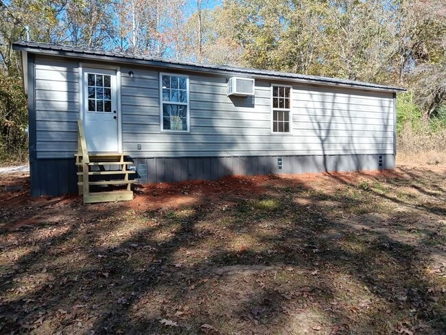 Building Photo - 10827 MS-15