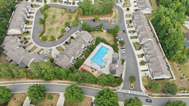 Building Photo - 307 Spaight Acrs Wy