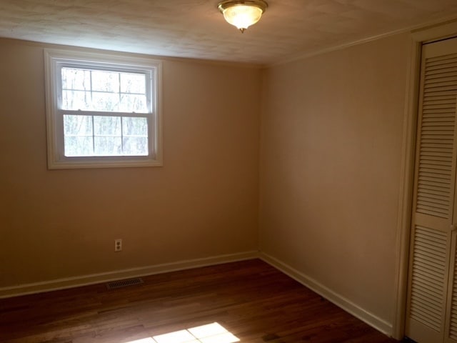 Building Photo - NO HUD OR SECTION 8!
