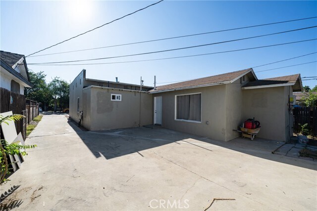 Building Photo - 902 S Hope Ave