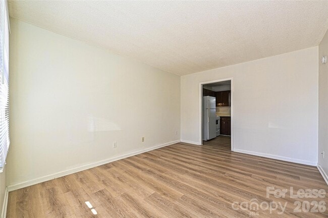 Building Photo - 268 Church St N