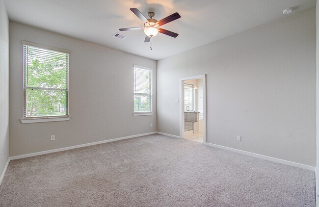 Building Photo - 11006 Bexley Vlg Ct