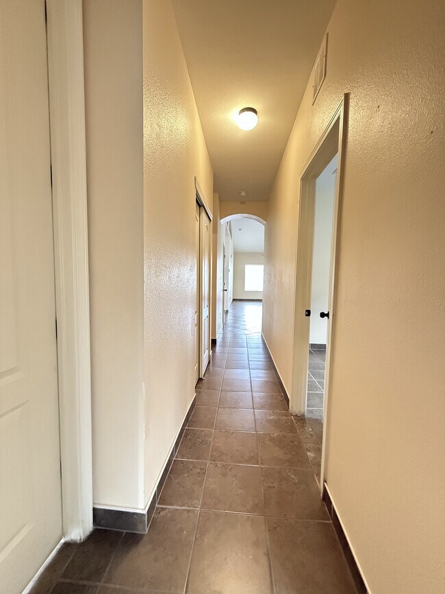 Building Photo - 13136 Freshford