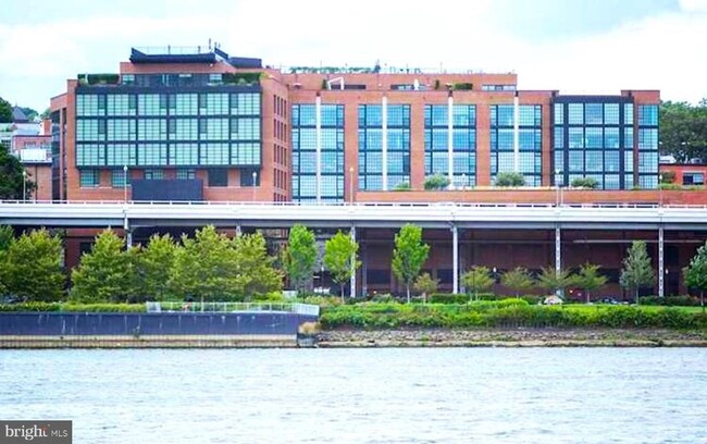 Building Photo - 3303 Water St NW