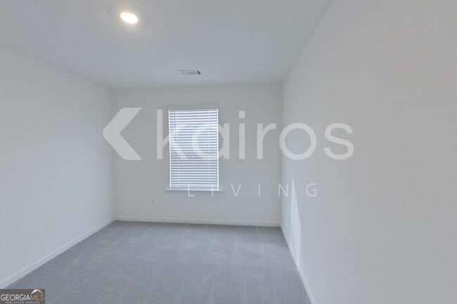 Building Photo - 212 Birch Ave