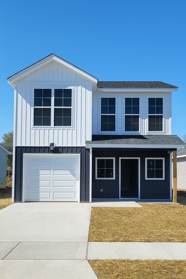 Building Photo - 219 Cambria St