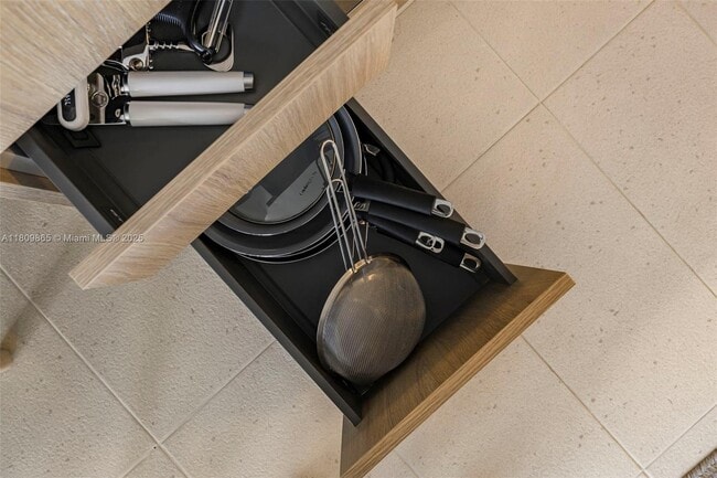 Building Photo - 159 NE 6th St