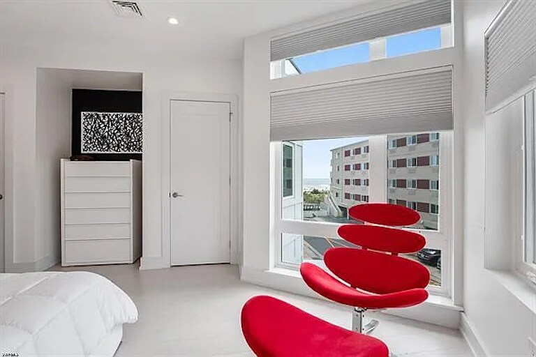 Building Photo - 117 S Little Rock Ave