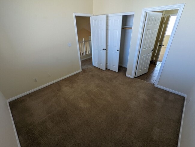 Building Photo - 5994 Shining Light Ave