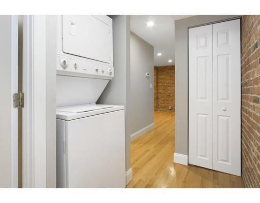 Building Photo - 95 Gainsborough St