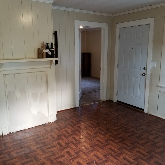 Living Room - 100 Stone Dr