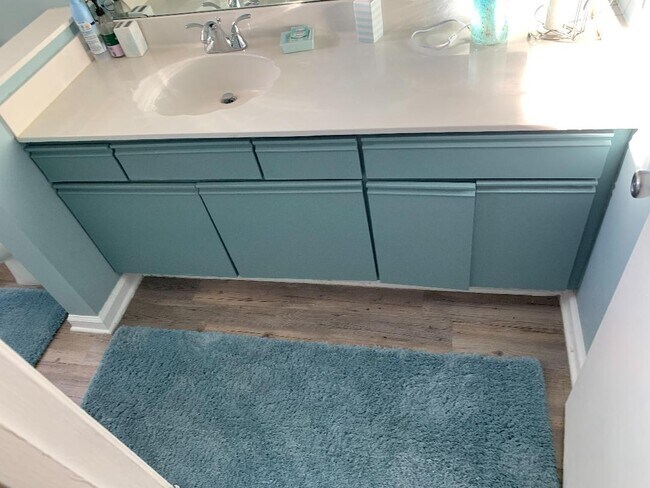 Building Photo - 1931 Bent Grass Dr