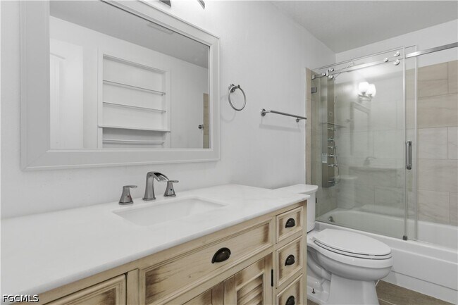 Building Photo - 4425 N Canal Cir