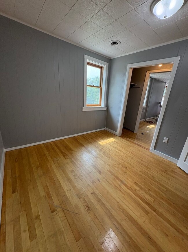 Building Photo - 213 S Warrington Ave