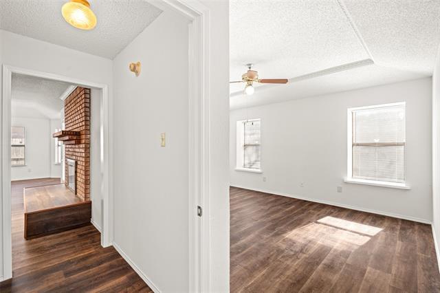 Building Photo - 4845 Barberry Dr