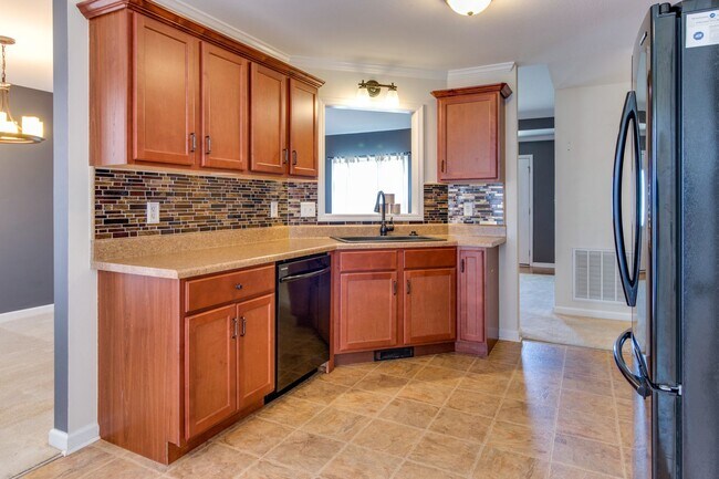 Building Photo - 2859 Teakwood Dr