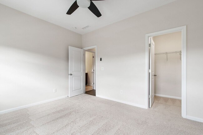 Building Photo - Live Beautifully in This Upgraded 4-Bedroom Home in Apex!