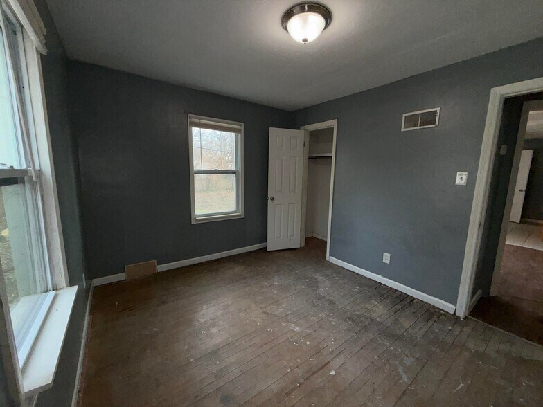 Building Photo - 804 Otto St