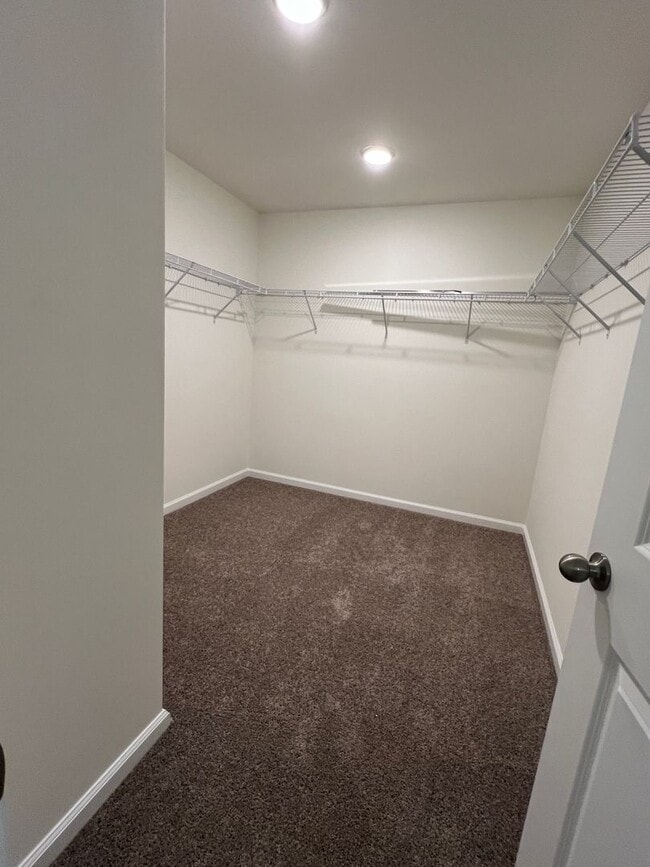 Building Photo - First Full Month FREE!