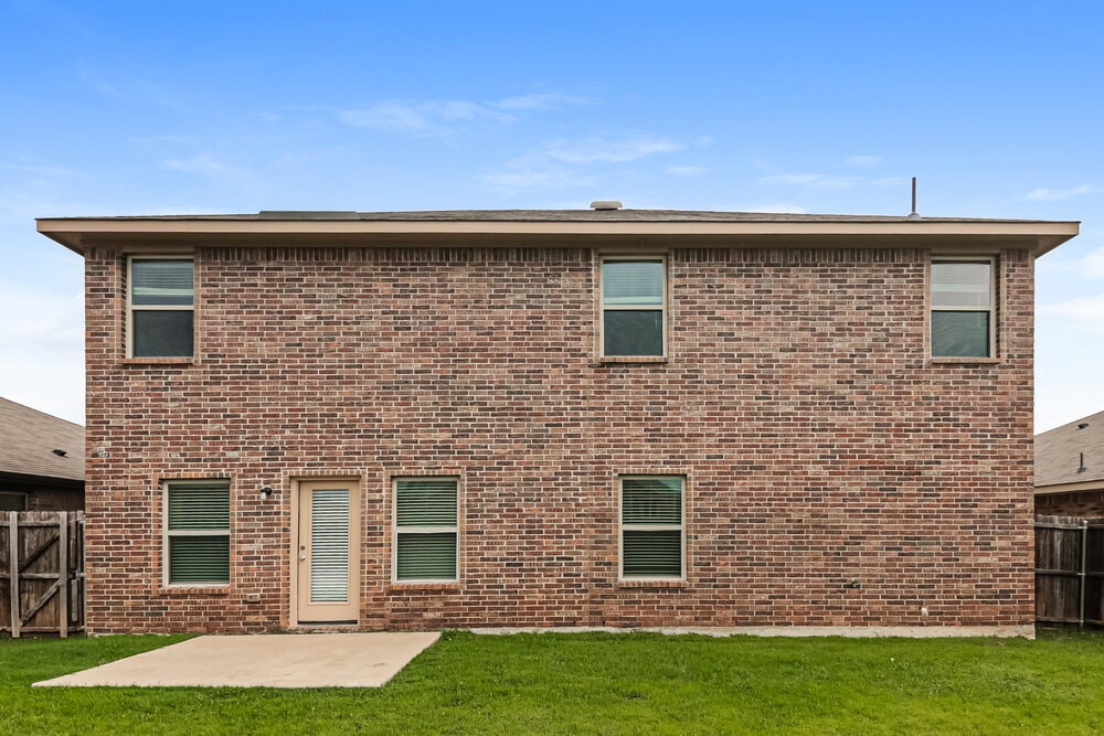 Building Photo - 820 Horton St