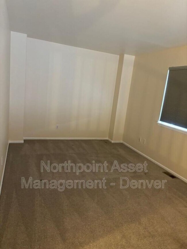 Building Photo - 3 BR/3BA | Newly Renovated Single Family Home |  Back Deck | In Highlands Ranch!