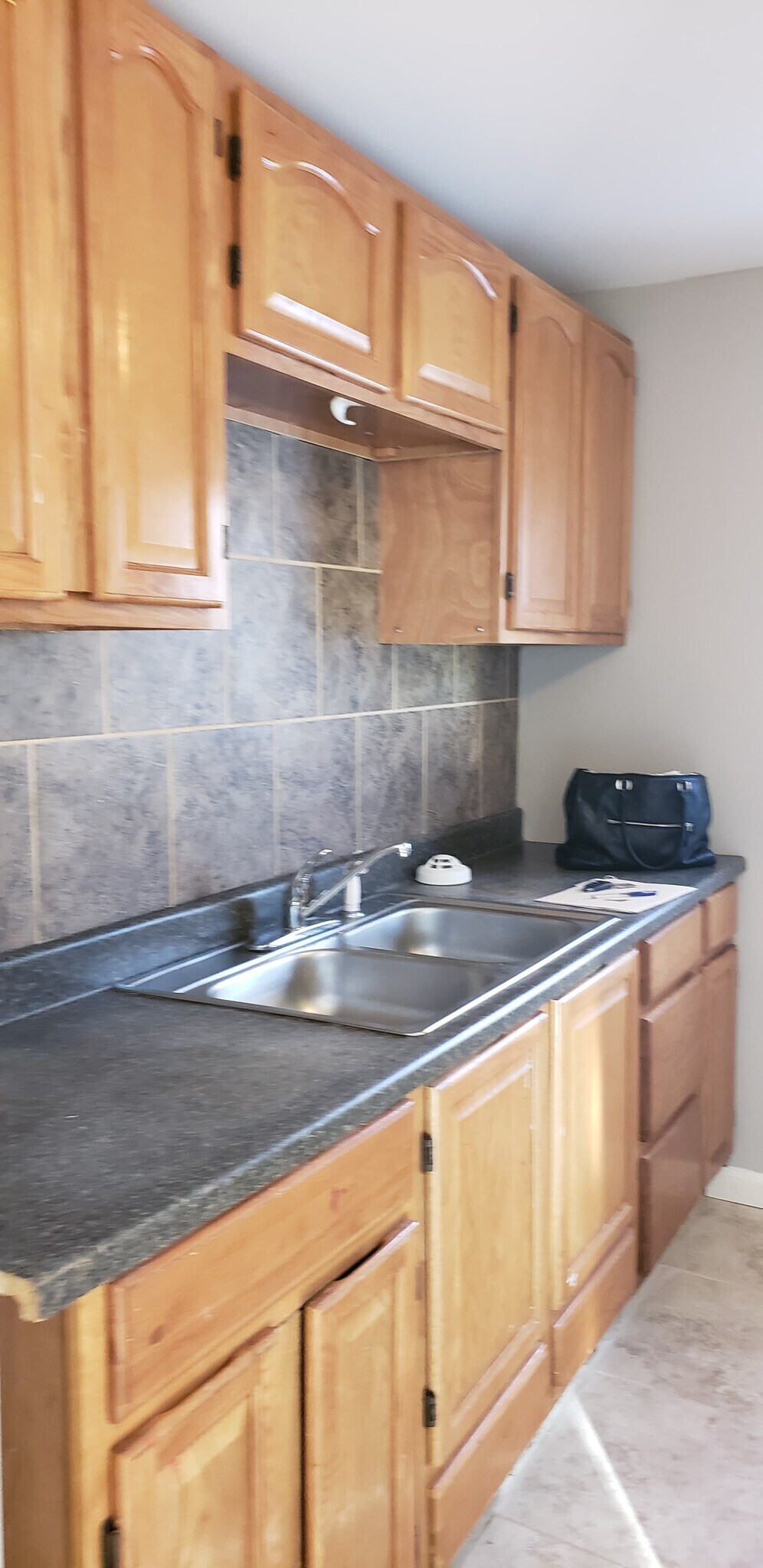 Building Photo - 4501 N Tracy Ave