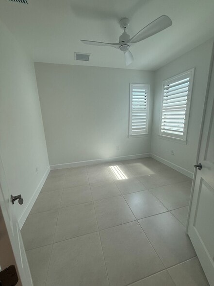 Building Photo - 14812 Misty Pond Lp