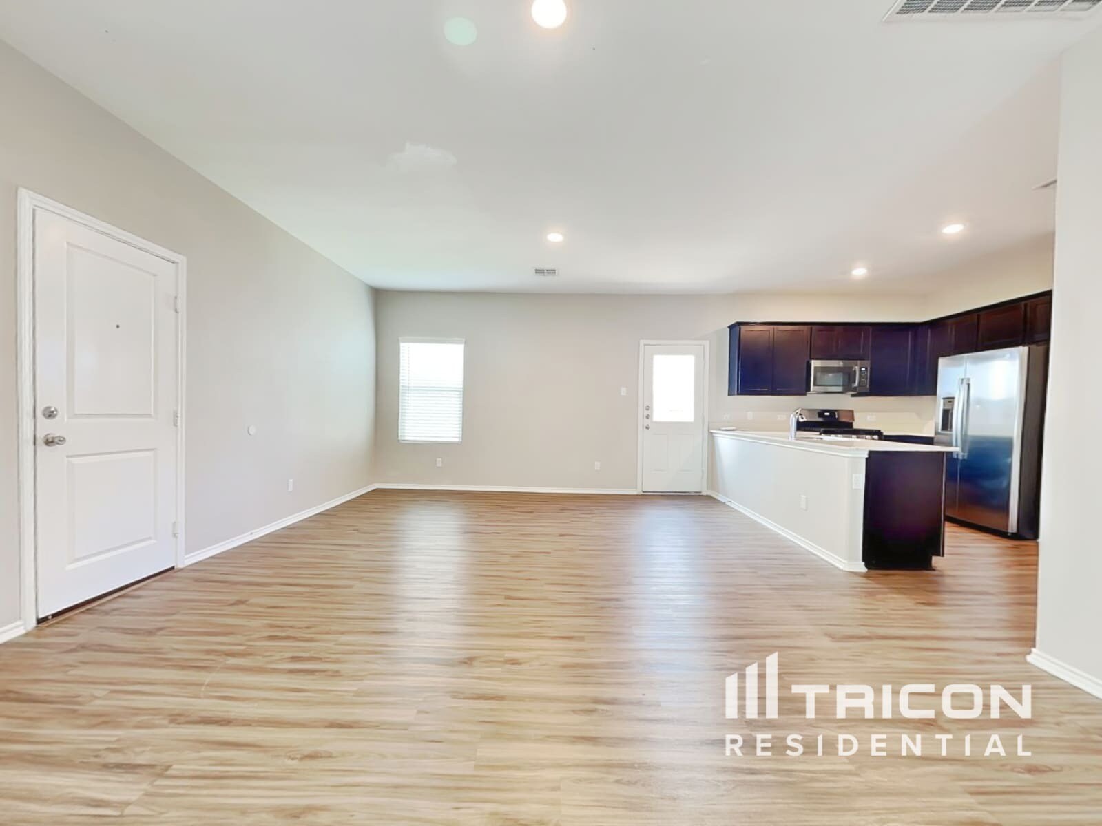 Building Photo - 217 Mica Trl