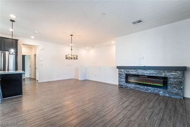 Building Photo - 965 Nevada State Dr