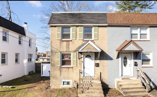 Building Photo - 112 Juliana Terrace