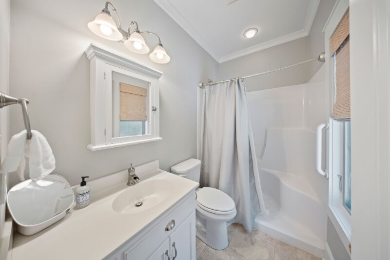 Building Photo - 271 44th Ave Cir NW