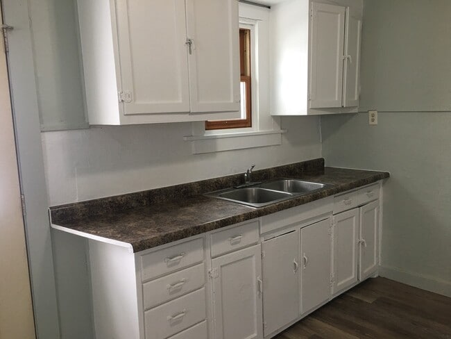 Building Photo - 1 bed 1 bath single family home in Wausau