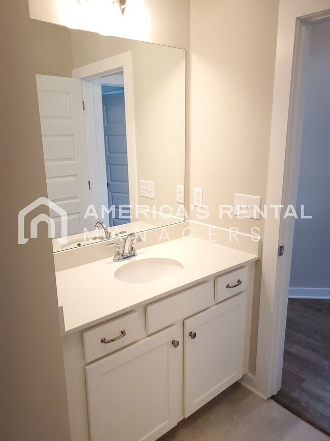 Building Photo - Home for Rent in Clanton, AL!