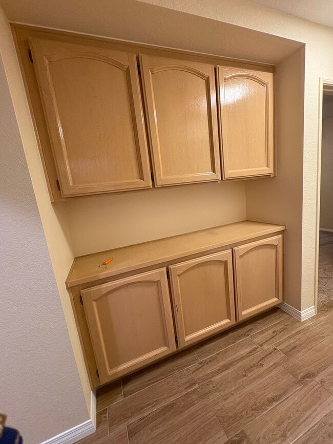 Building Photo - Beautiful Single-Story 3 Bedroom, 2 bath Home with Solar in Desirable East Highlands Ranch!