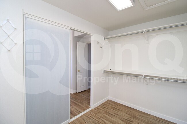 Building Photo - 3834 E Cavalry Ct