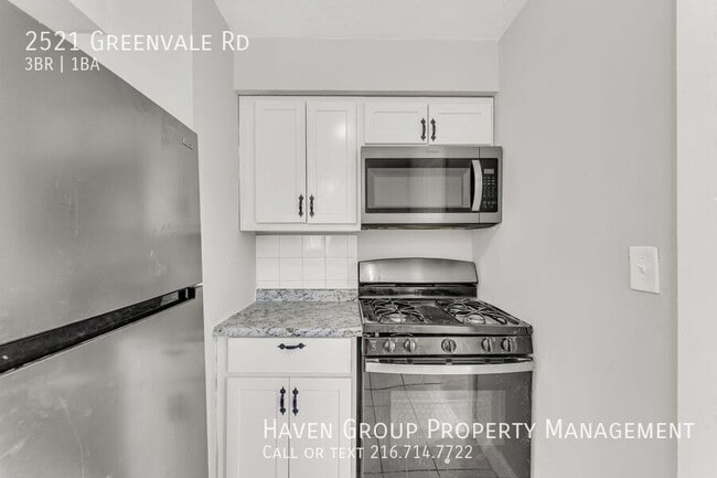 Building Photo - 2521 Greenvale Rd