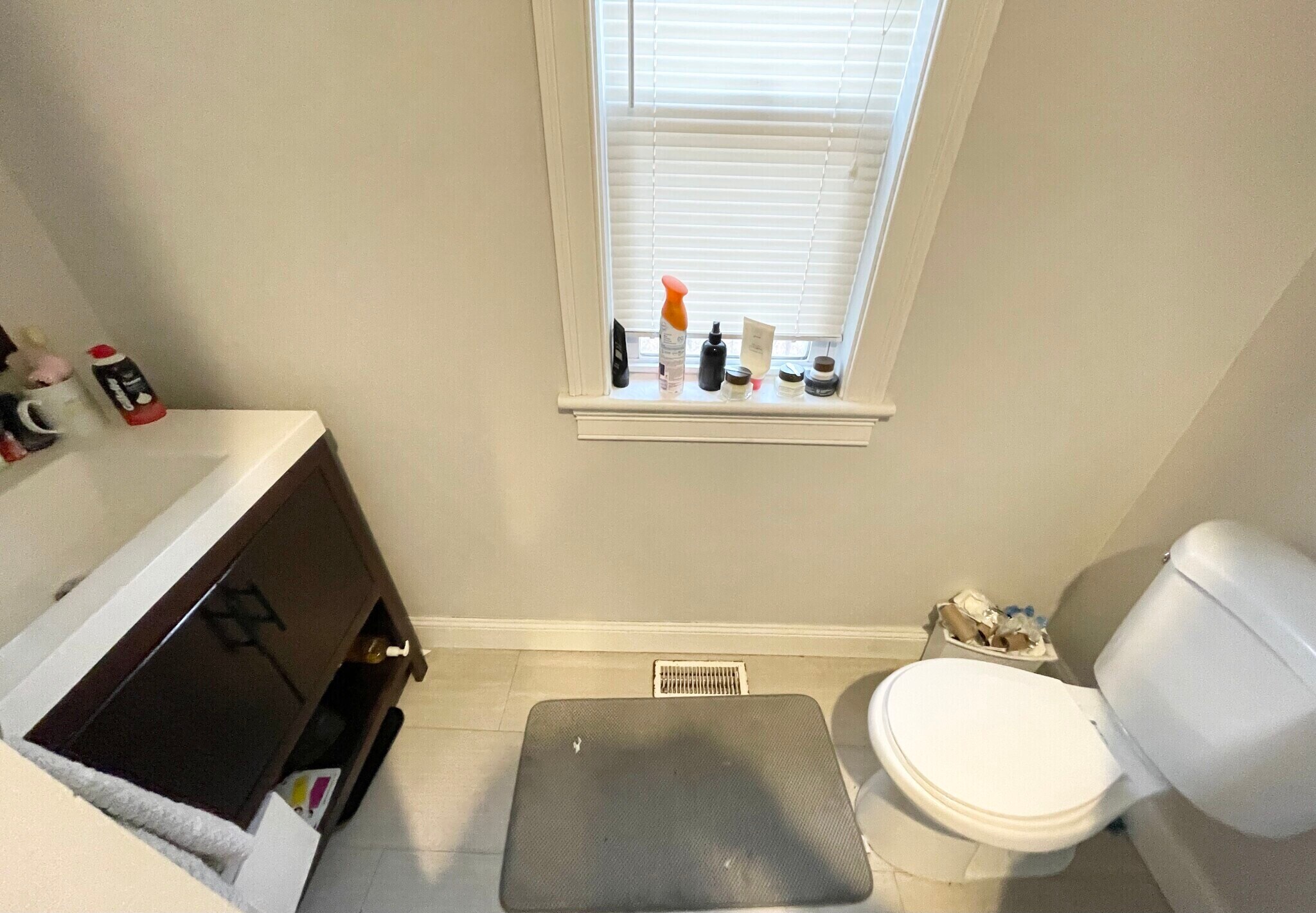 Building Photo - 800 Parker St