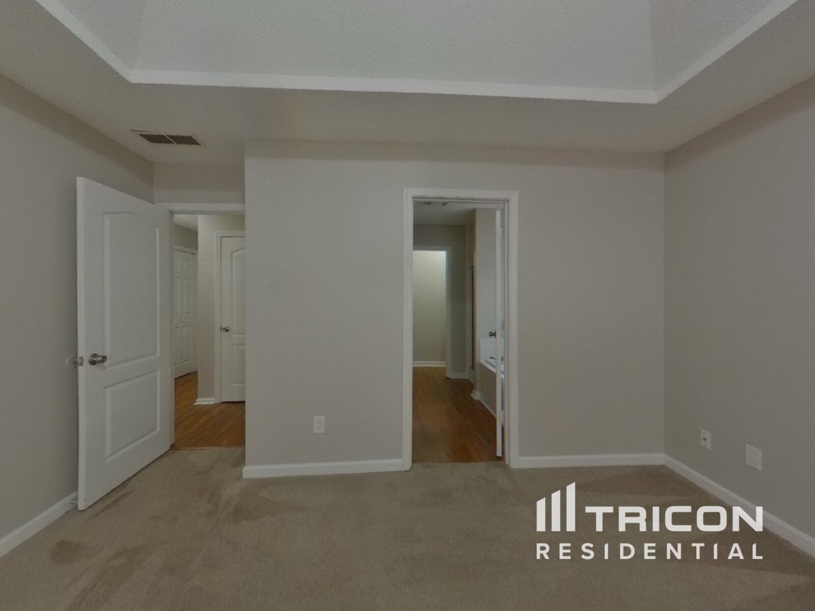 Building Photo - 804 Ravins Way