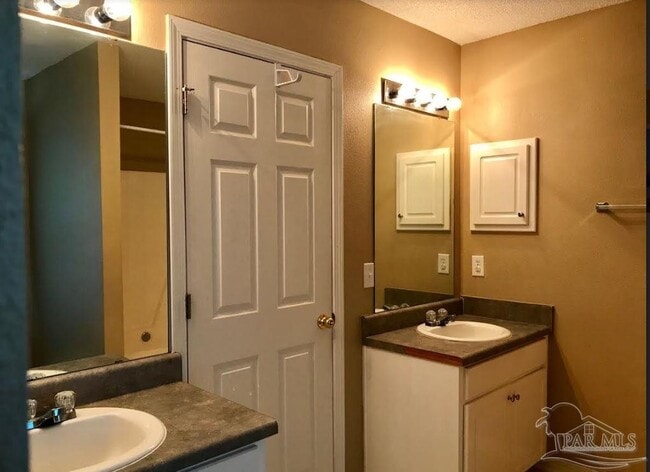 Building Photo - 6316 Mers Ln