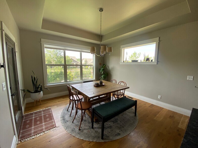 Building Photo - 3319 S 26th Ave