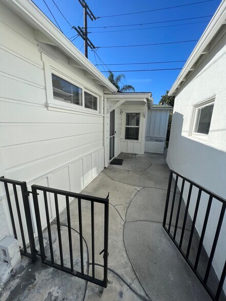 Building Photo - 541 Patterson Ave