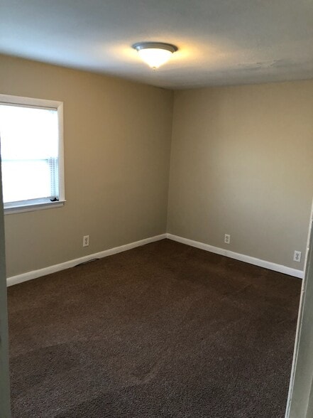 Building Photo - 91 E Mohawk St