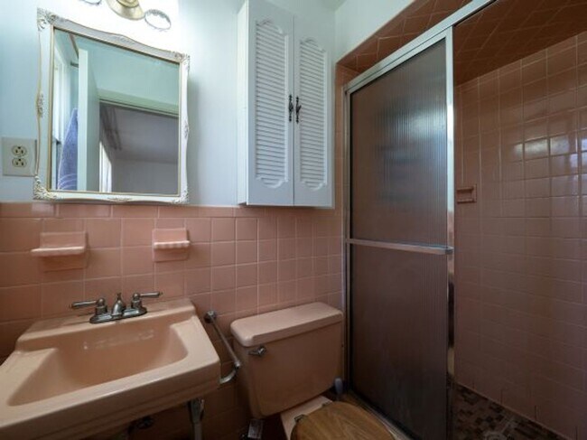 Building Photo - 3BR Ranch House for Rent in Upper St. Clai...