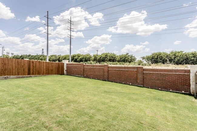 Building Photo - 14409 Spitfire Trail